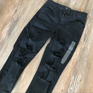 NWT American Eagle ripped black skinny jeans